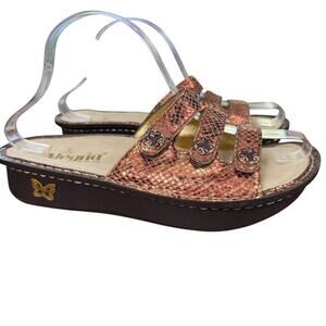 Alegria PG Lite Fiona Copper Snake Print Slides Slip On Sandals Shoes sz 39 / 9